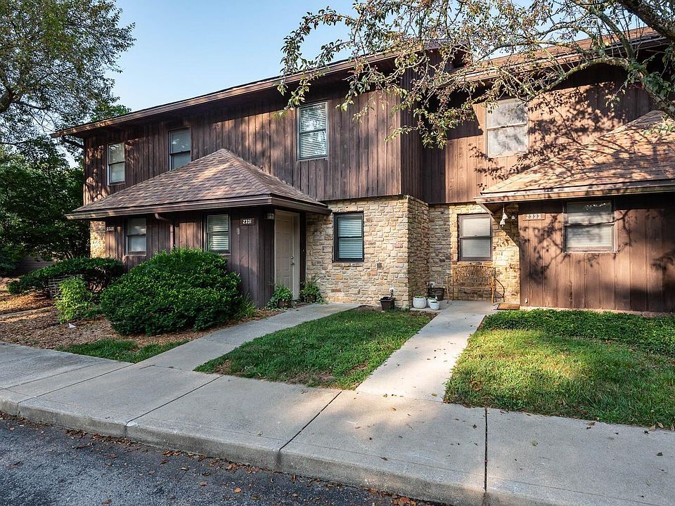 1st image of 2331 E Winding Brook Cir