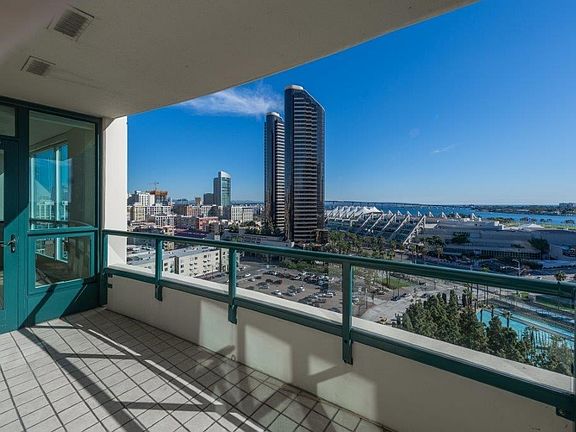 Views span to Coronado Bridge!