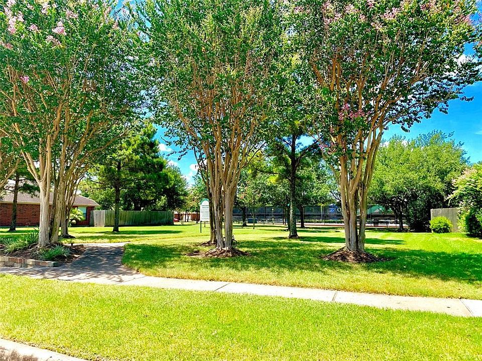 1st image of 21526 Tallow Grove Ln