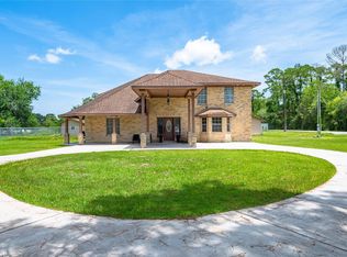 1925 Avenue L, Santa Fe, TX 77510
