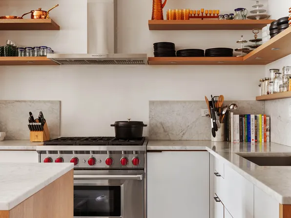 85 North 3rd Street image 8 of 14