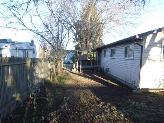 2nd image of 8 S Bartholow St