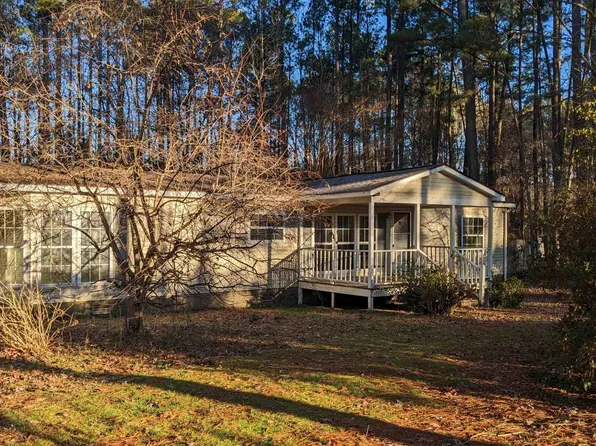 107 Pineview Dr, Louisburg, NC 27549