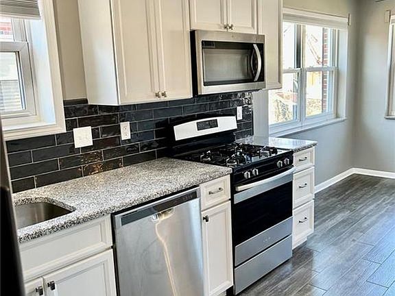 3rd image of 7227-7229 Balson Ave