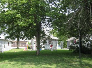 209 E Main, Ethan, SD 37334