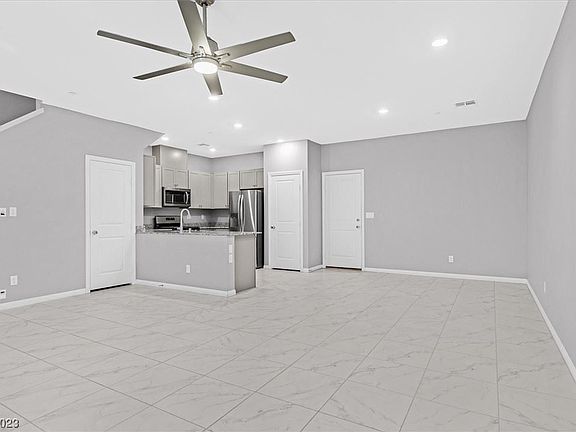 4th image of 3297 Pergusa Dr
