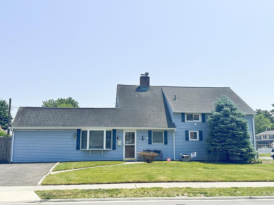 1st image of 68 Land Ln
