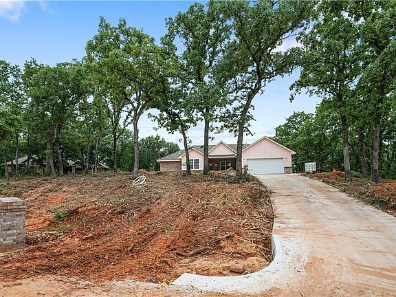 3rd image of 17338 Marie Ln