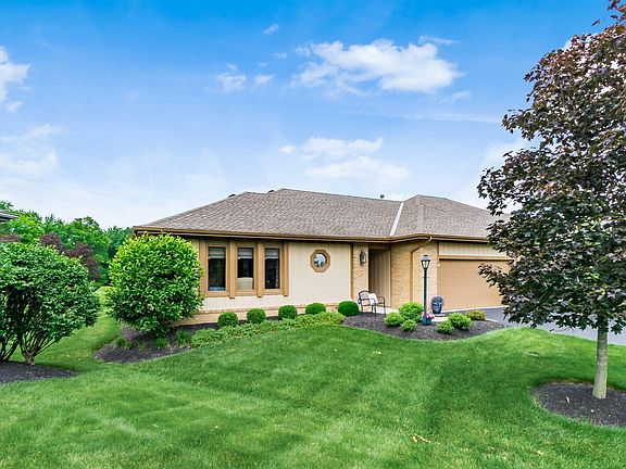 2nd image of 10252 Braeburn Ct
