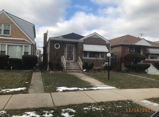 8942 S Luella Ave, Chicago, IL 60617