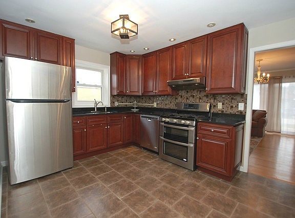 3rd image of 7845 N Odell Ave
