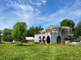 418 N Main St, Albion, WA 99102