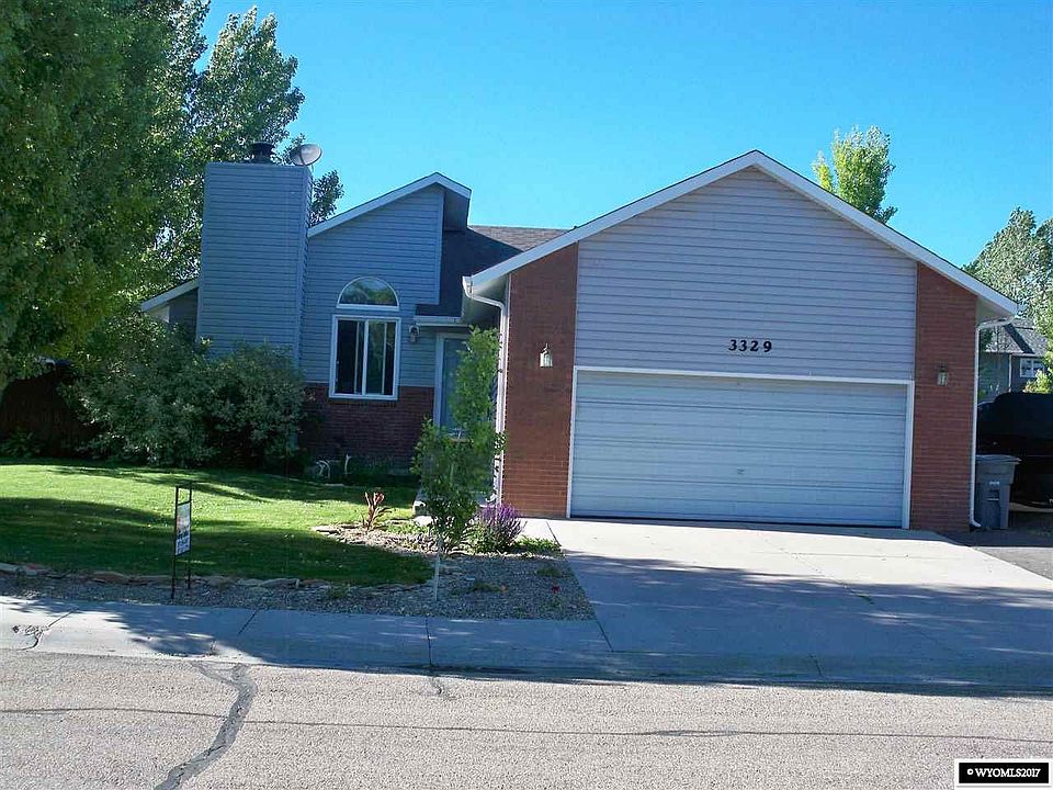 1st image of 3329 Sierra Cir