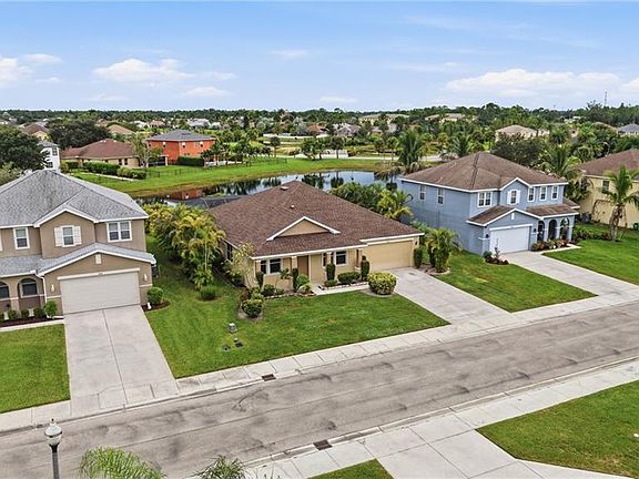 4th image of 8091 Allamanda CT