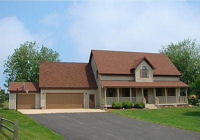 1st image of 290 W Fuller Dr