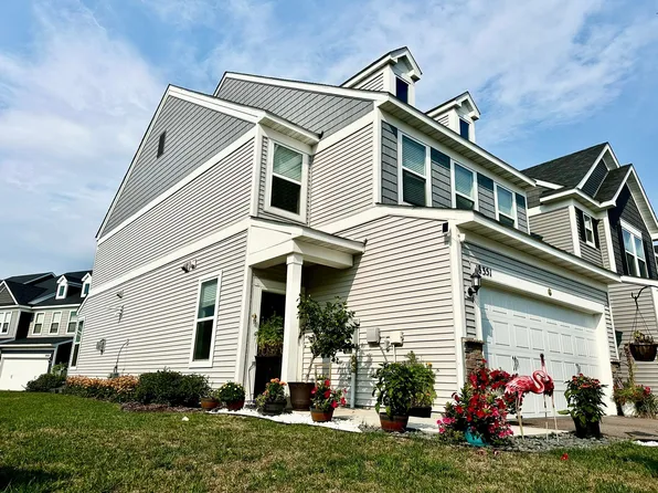 18351 60th Ave N, Plymouth, MN 55446