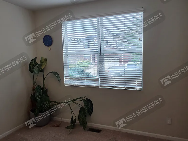 8151 Quincy Dr — Photo 21