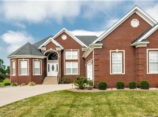 3110 Wolf View Ct, New Albany, IN 47150