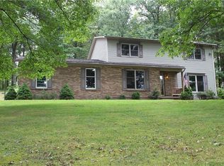 163 Woodcrest Rd, Butler, PA 16002