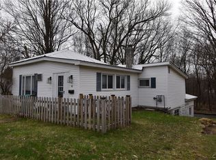 89 Bridge St, Carthage, NY 13619
