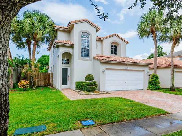 1277 NW 170th Ter, Pembroke Pines, FL 33028