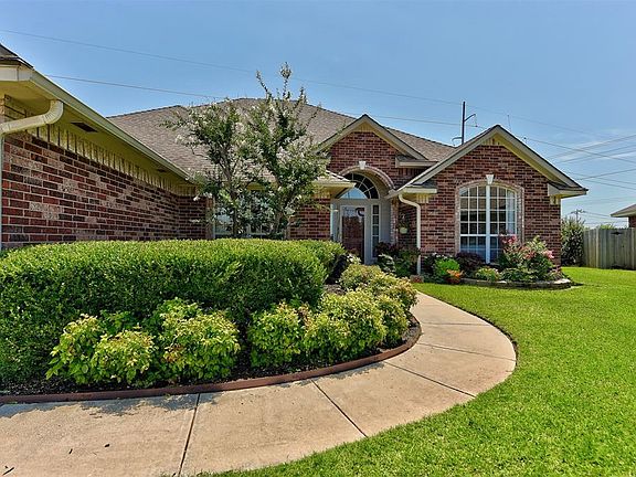 4th image of 15629 Stepping Stone Ct