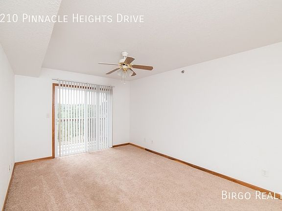 5th image of 1210 Pinnacle Heights Dr