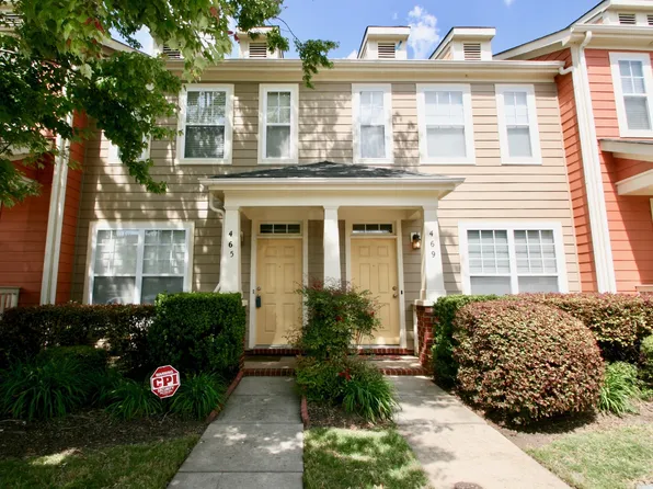 465 Hurston Cir, Charlotte, NC 28208