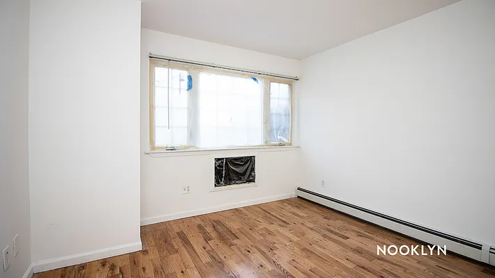 Rented by Nooklyn NYC LLC | media 11