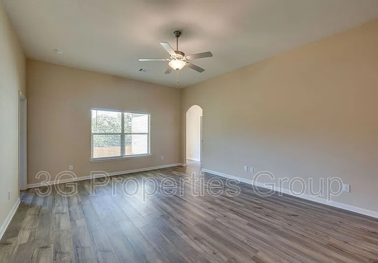 352 Lowery Oaks Trl — Photo 12