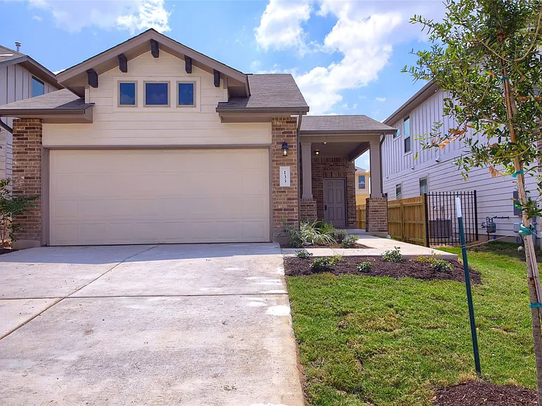 133 Mayney Ln — Photo 1