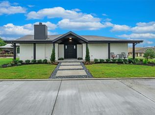 5463 Kelly Dr, Roanoke, TX 76262