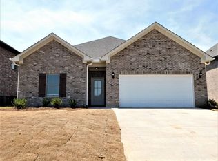 7994 Saint James Dr, Pinson, AL 35126