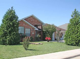 1004 Chase Meadow Ln, Clovis, NM 88101