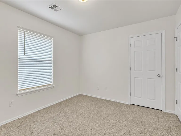 11119 SW 5th St — Photo 11