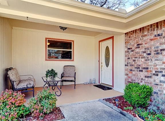 2nd image of 5700 Trail Lake Dr