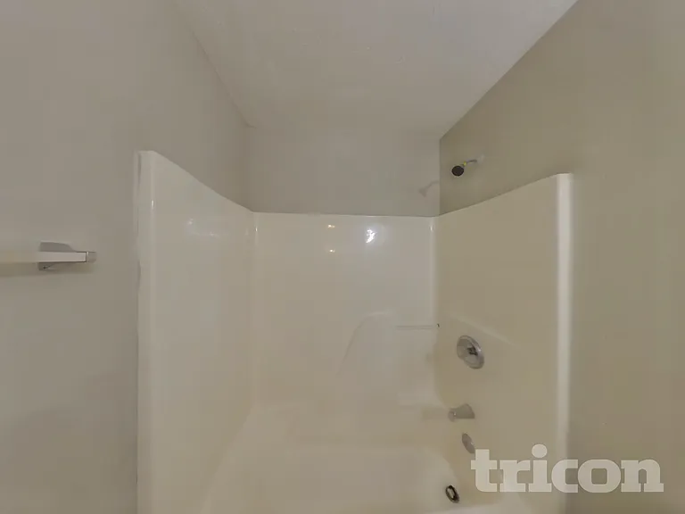 238 Greenland Dr — Photo 19