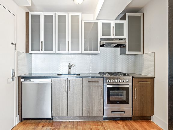 2nd image of 2066 5th Ave #4B