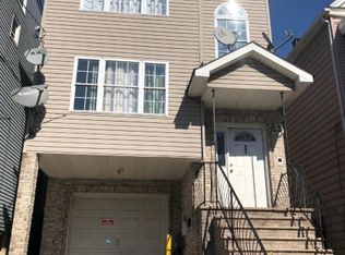 443 Franklin St, Elizabeth, NJ 07206