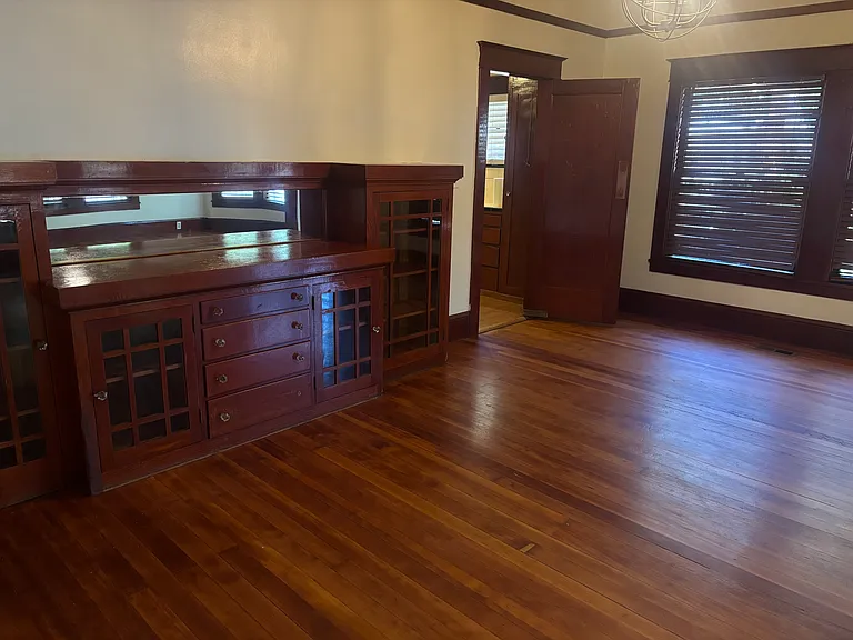 547 N Baker St — Photo 12