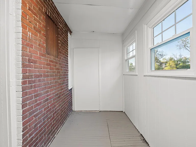 520 Riverland Rd SE — Photo 16
