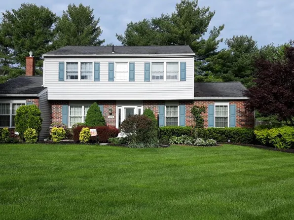 389 Upper Holland Rd, Richboro, PA 18954
