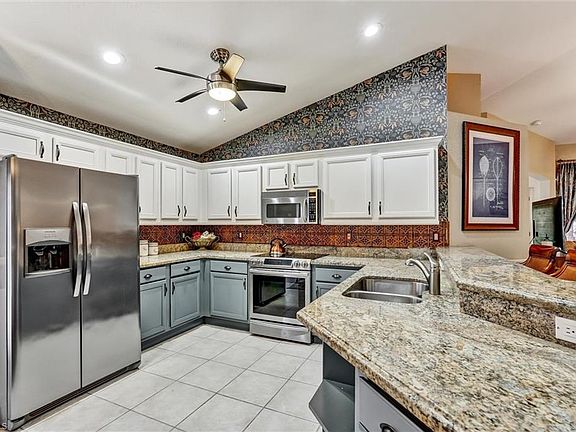 5th image of 5866 Westbourgh CT