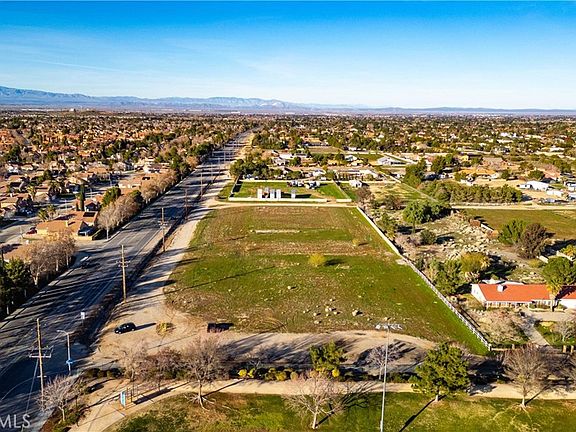 2nd image of 0 30th St W Lot 81