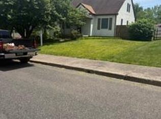 20 N Hartzell Ave, Telford, PA 18969