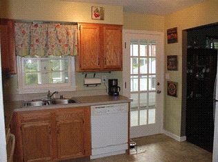 7511 Merlyn Cir, Louisville, KY
