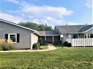 600 Devonshire Ct APT C, McHenry, IL 60050