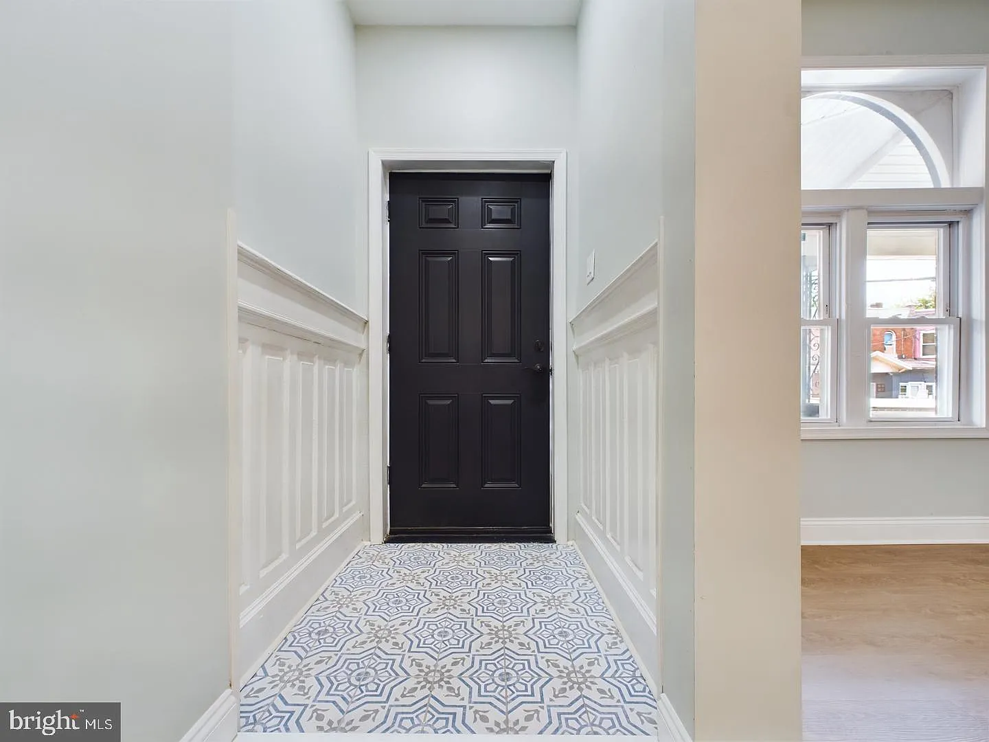 4 bed, 1.5 bath, 1650 sqft, $3,000 — Photo 3