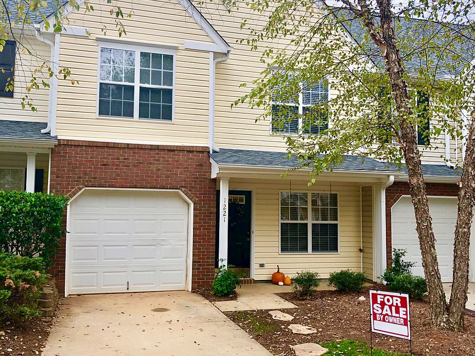 1st image of 1221 Edenham Way