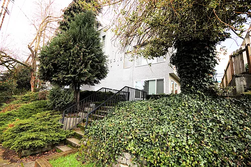 5018 11th Ave NE Photo 1